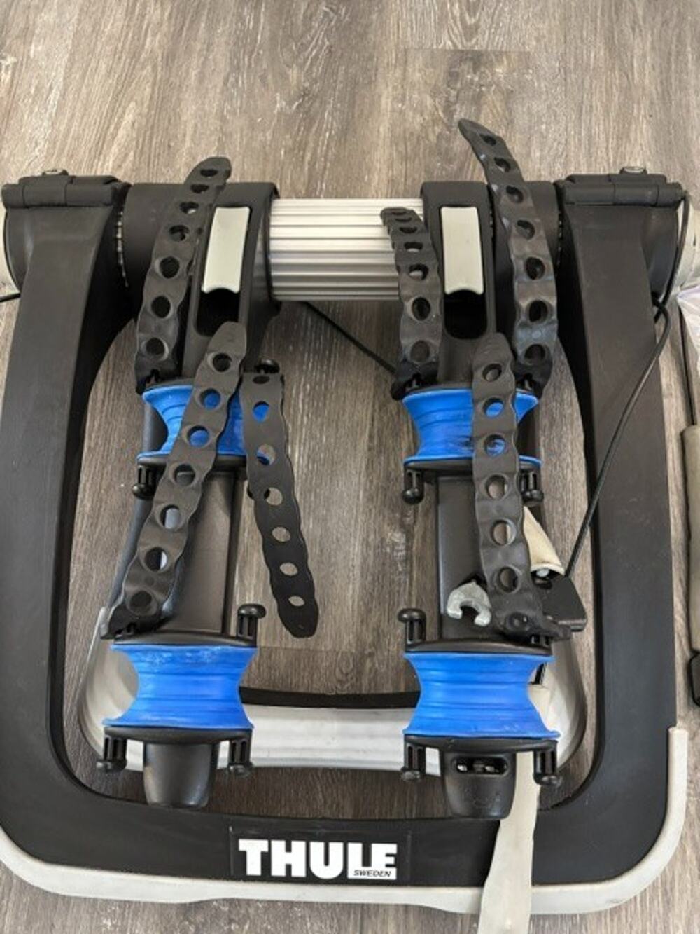Thule Raceway Pro 2 Bike Rack Trunk Mount Carrier 9001PRO 9001 PRO